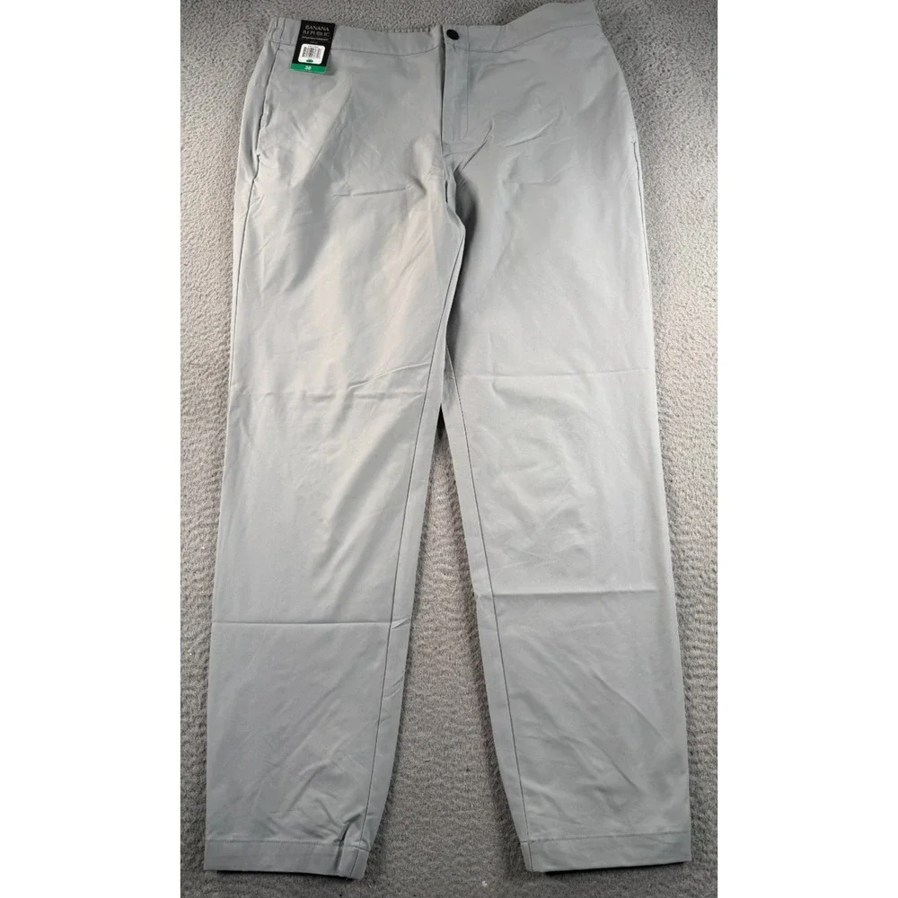 Banana Republic Motion Tech Hybrid Pants Mens 38x30 Gray Polyester Stretch NWT